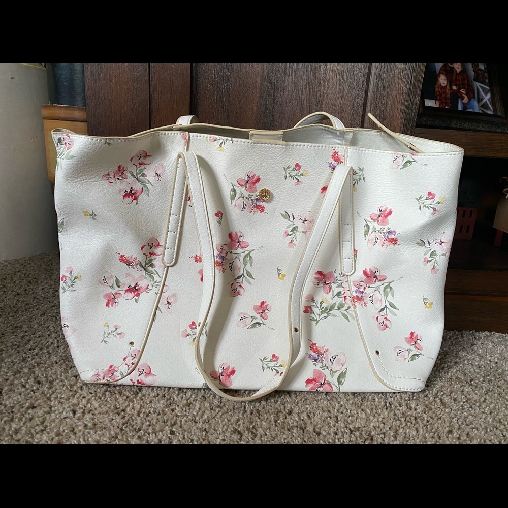 Lauren Conrad XL Tote